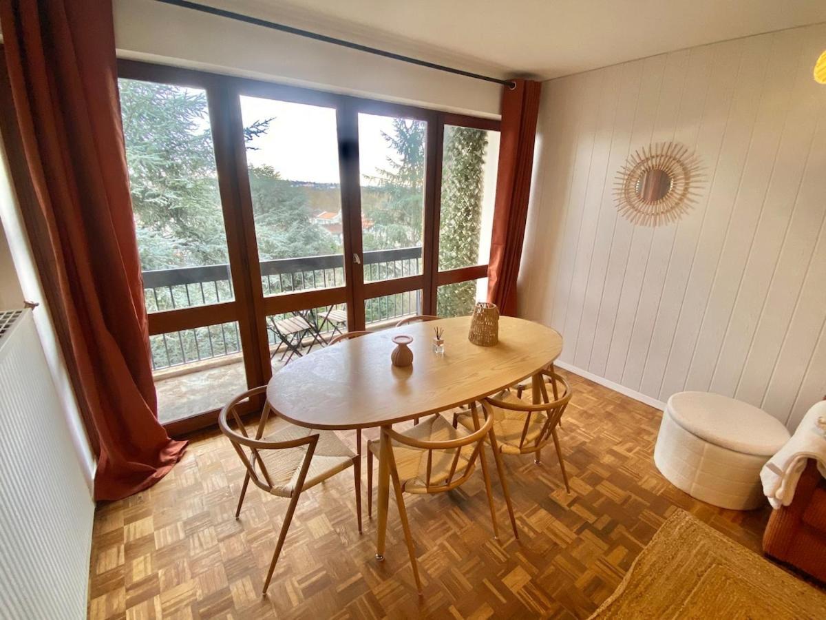 6-people Floor Appart, Calm, Metro Apartment
